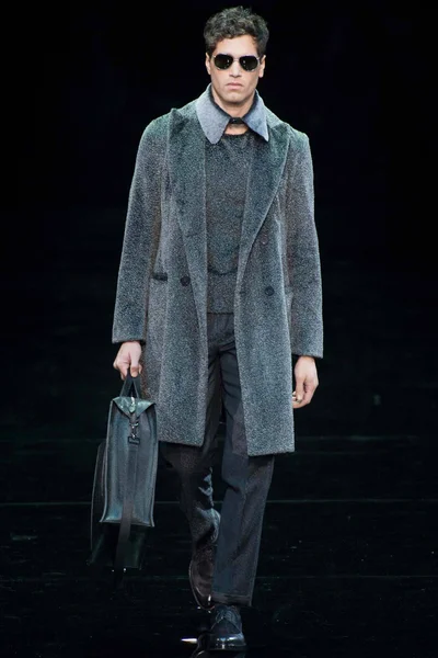 Look 46